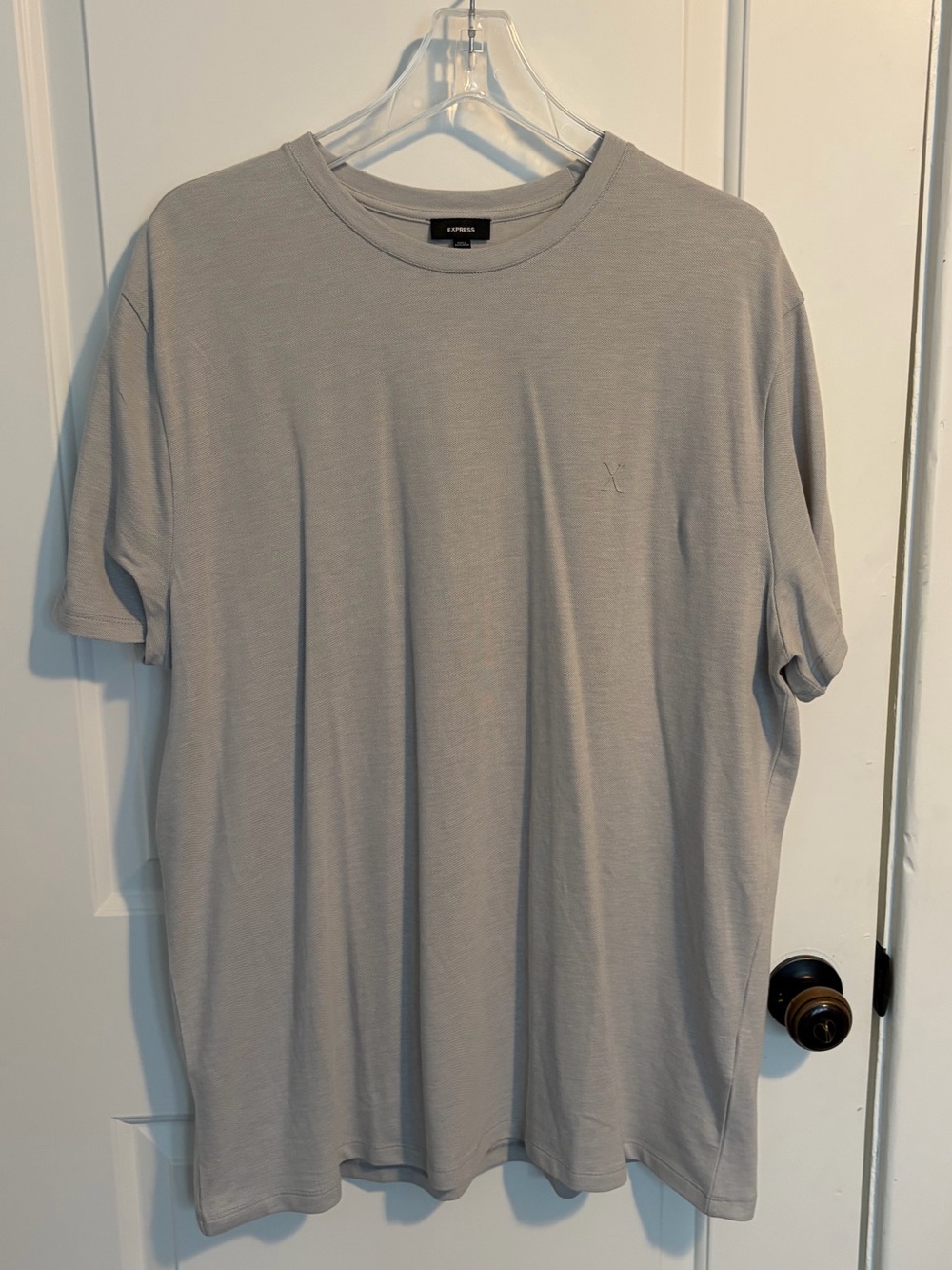 Express Men’s Crew Neck T-Shirt in Light Gray